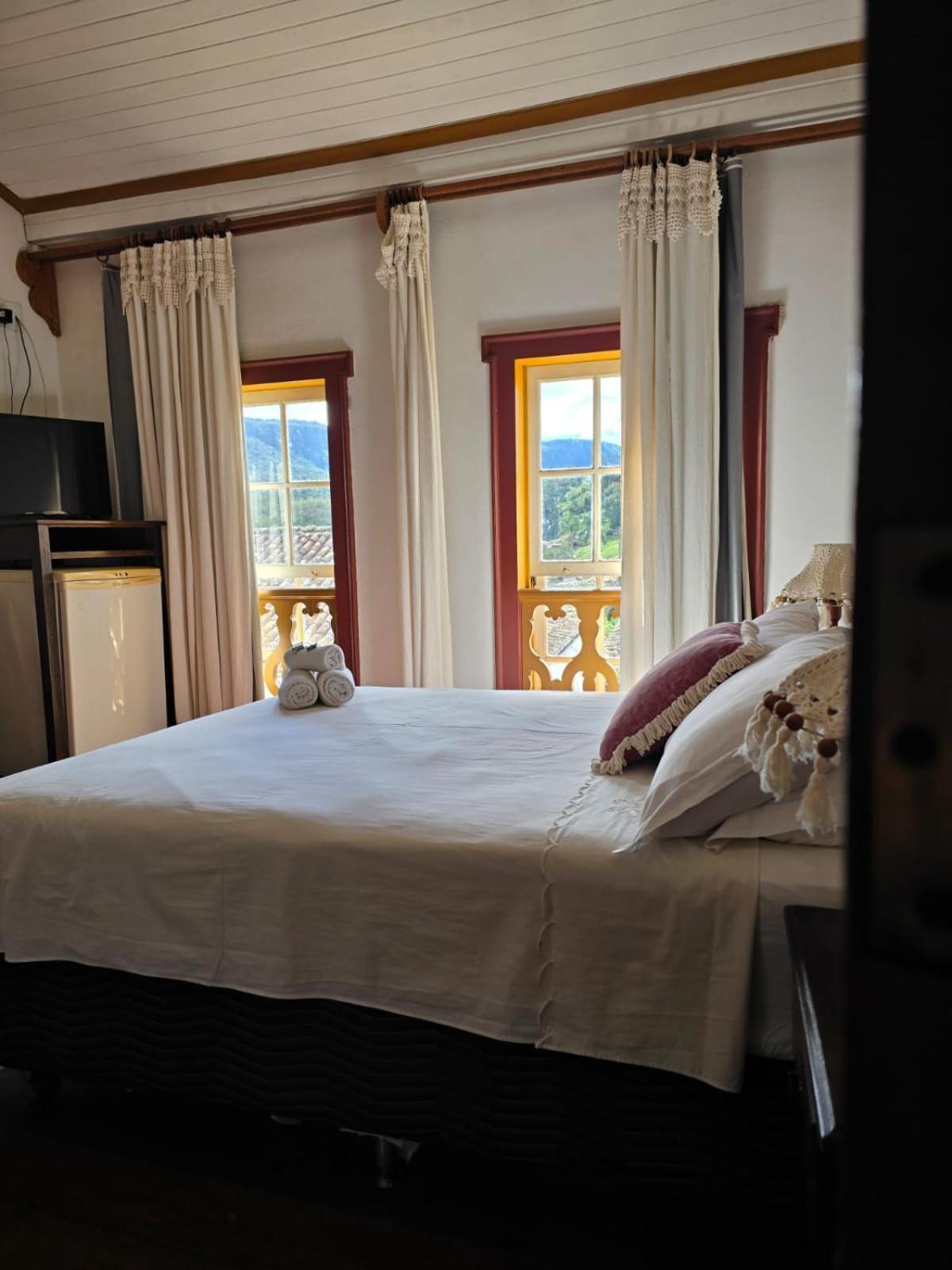 Padre Toledo Hotel